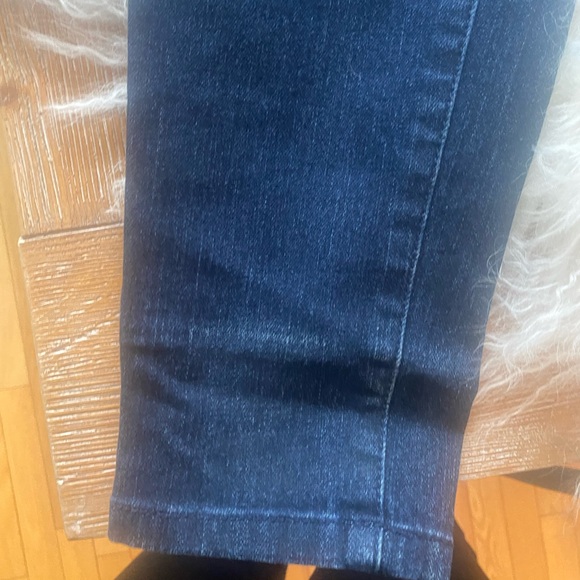 9/10 GC Nine West “Missy” model women’s dark denim jeans in Size 4!!!! - Picture 4 of 5